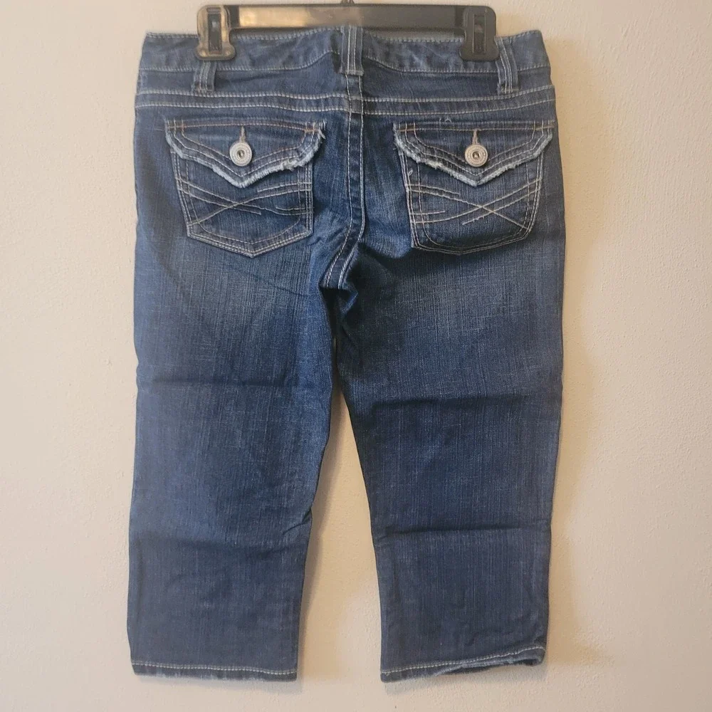 Aeropostale Capri Jeans Size 7/8 Medium‎ Wash Denim Casual